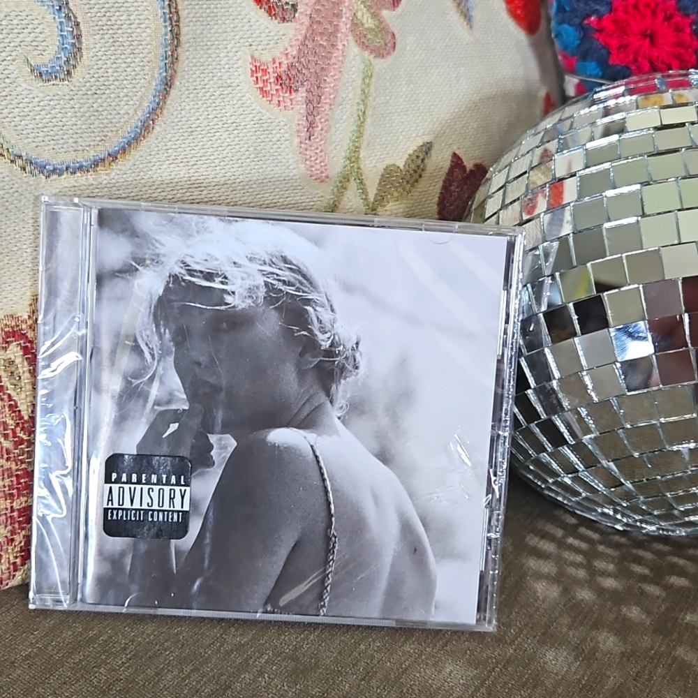 COPY - folklore "meet me behind the mall" new, wrapped & in case